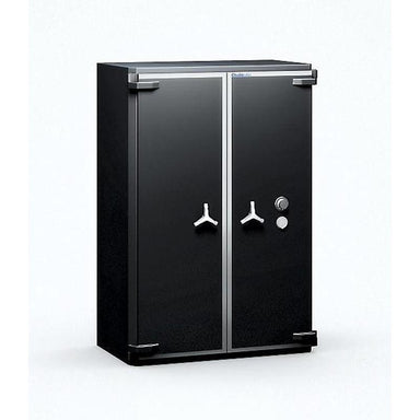 Chubbsafes Trident Grade 6 910 Key Locking Safe with both doors closed
