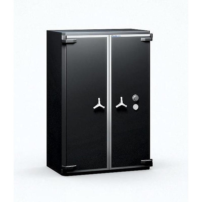 Chubbsafes Trident Grade 4 910 Key Locking Safe with both doors closed